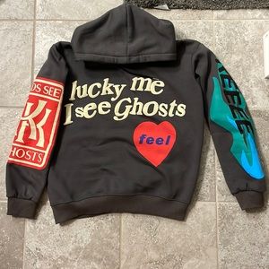 LUCKY ME I SEE GHOSTS (sweatshirt)